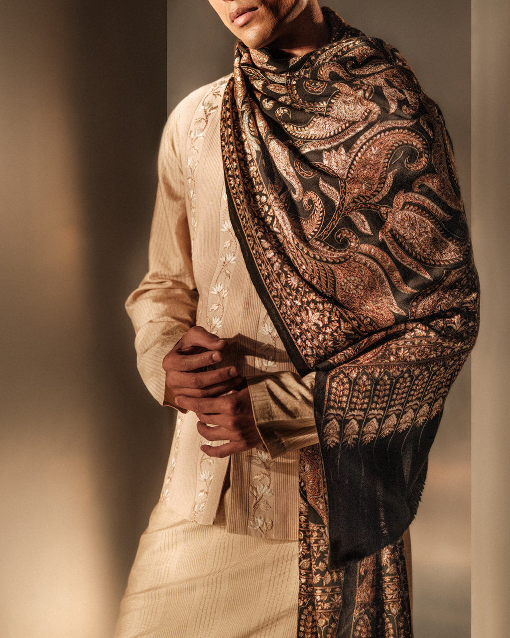 Hand Embroidered Resham Bundi