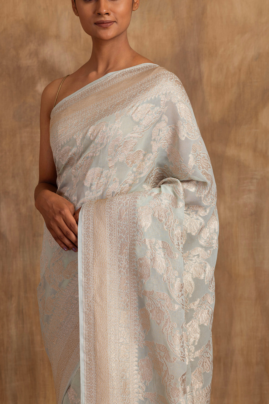 Ipsit Shikargah Georgette Saree