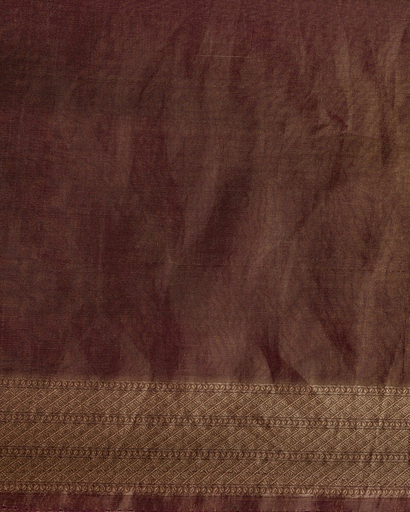 Tatvika Geometrical Weave Saree Tissue