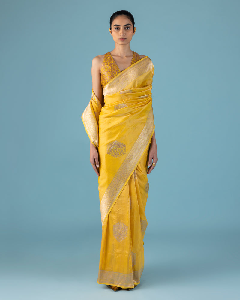 Saffron Hexa Buti Tissue