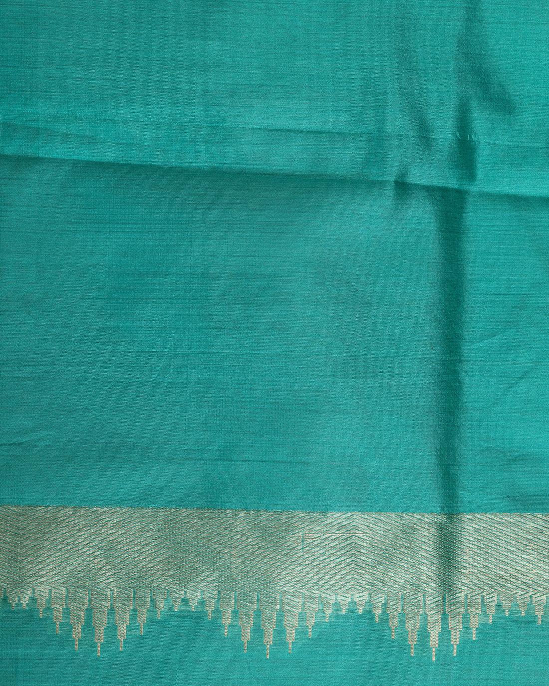 Tatvika Geometrical Gamma Checks Saree Linen