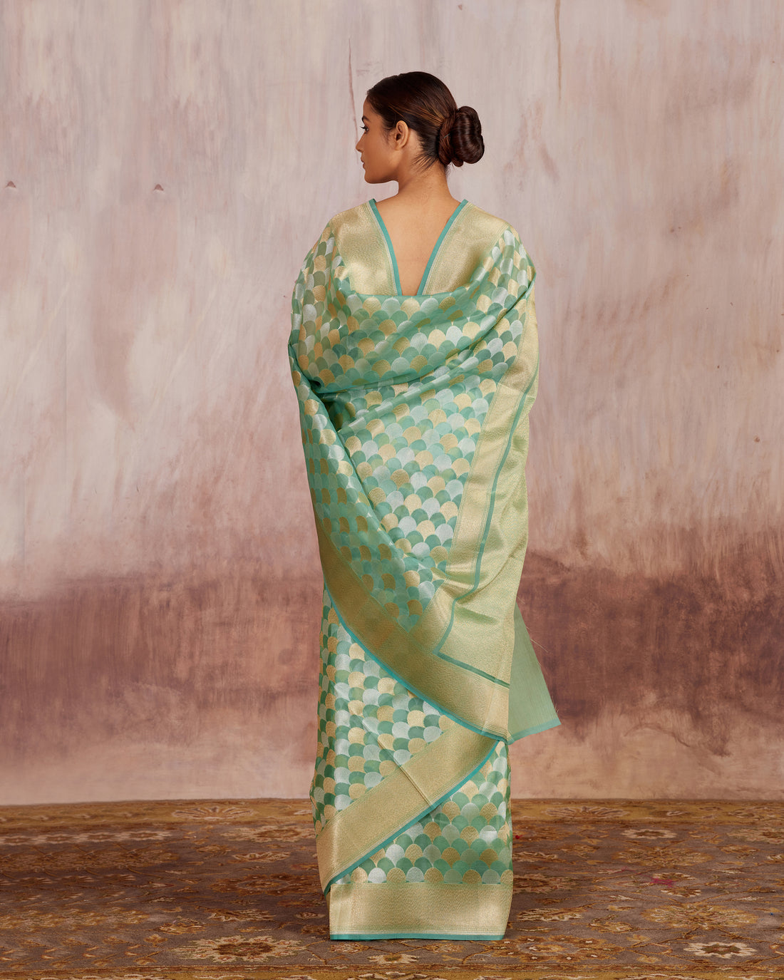 Geometrically Inspired Saree Kora