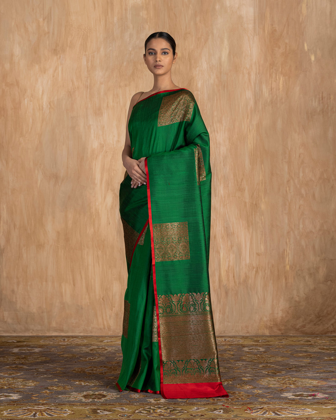 Tatvika Geometrical Handwoven Saree Raw Silk