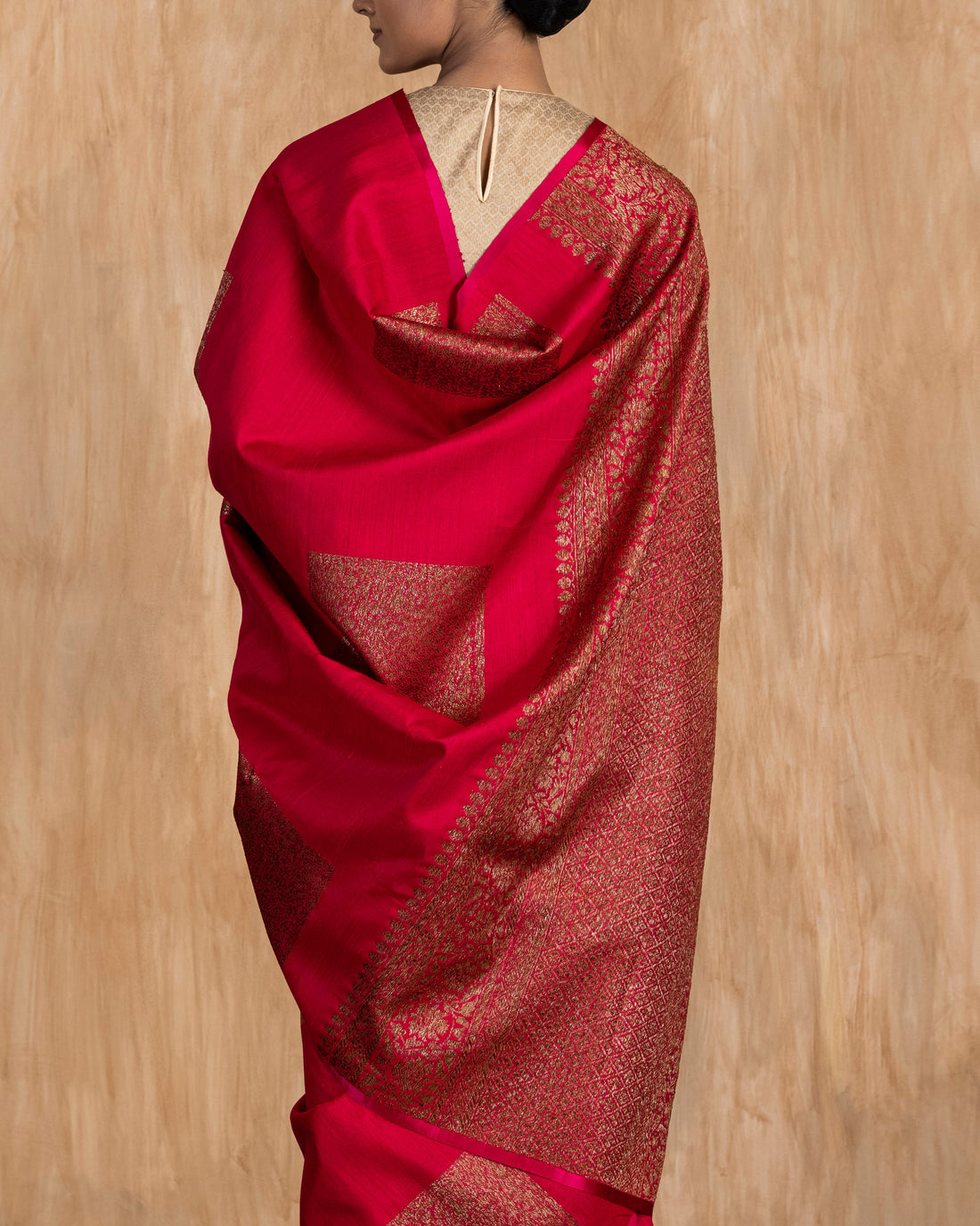 Tatvika Geometrical Handwoven Saree Raw Silk