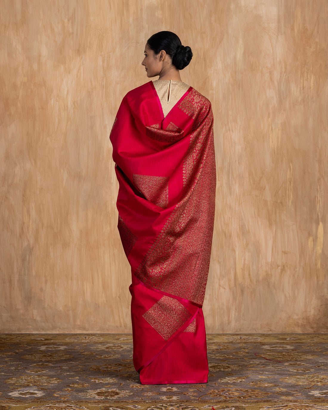 Tatvika Geometrical Handwoven Saree Raw Silk