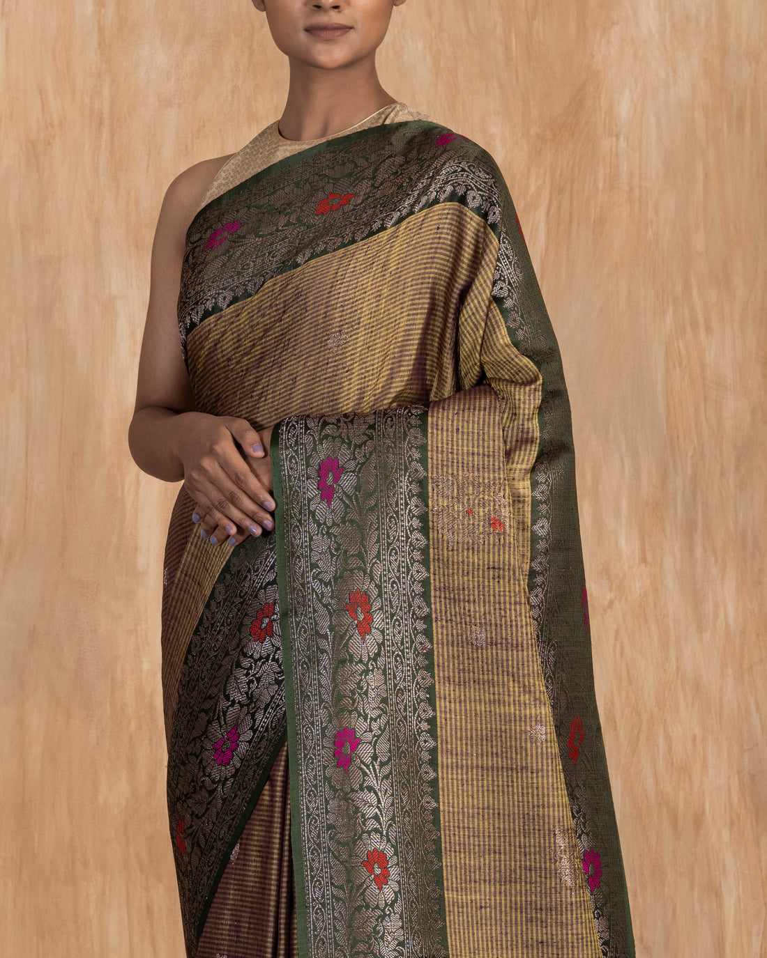 Lavani Buti Handwoven Saree Raw Silk