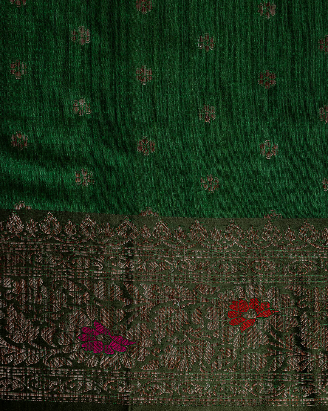 Lavani Buti Handwoven Saree Raw Silk