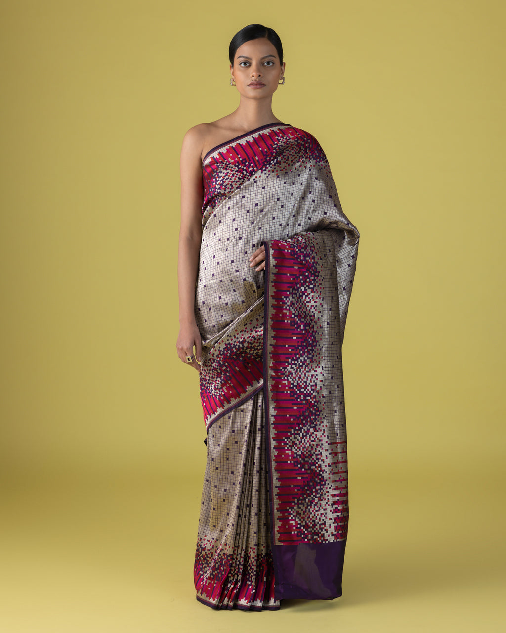 Dispersed Grid Zari Brocade