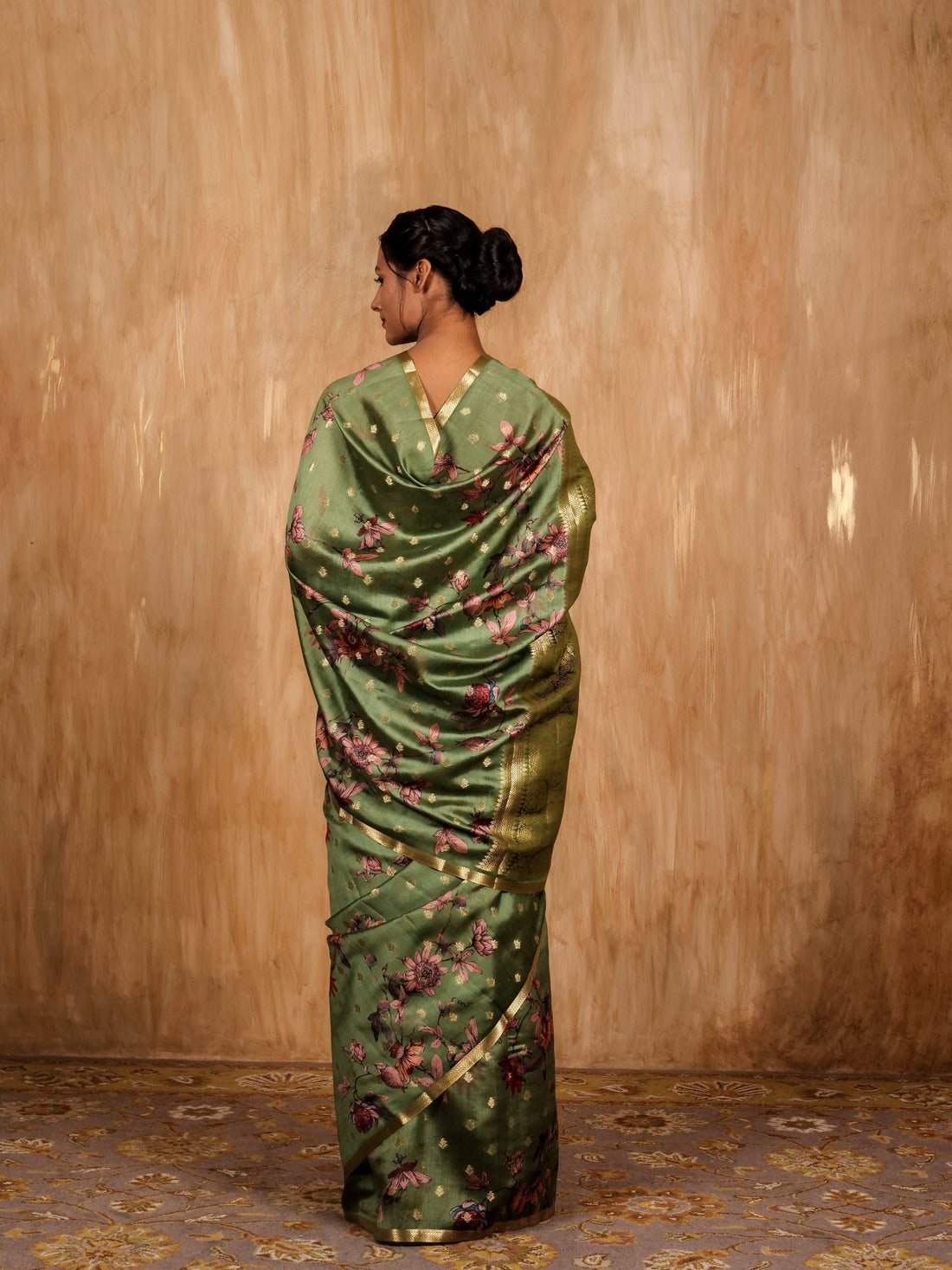 Gold Zari Buti Saree Chiniya