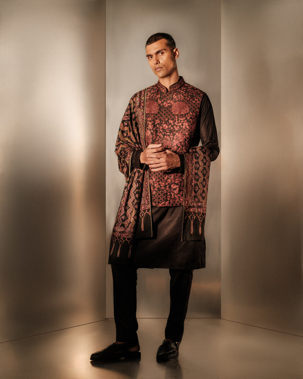 Hand Embroidered Resham Bundi