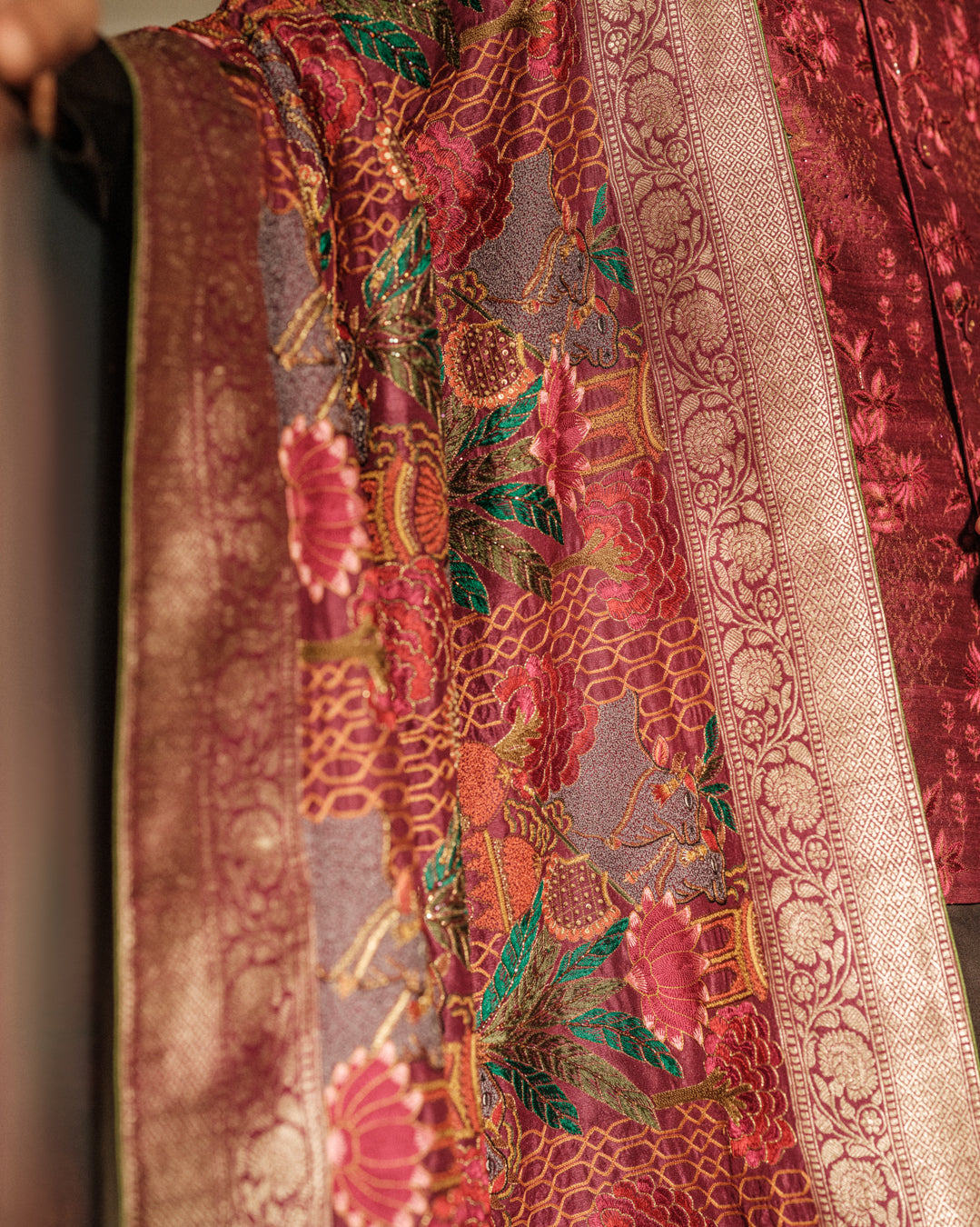 Hand Embroidered Resham Bundi