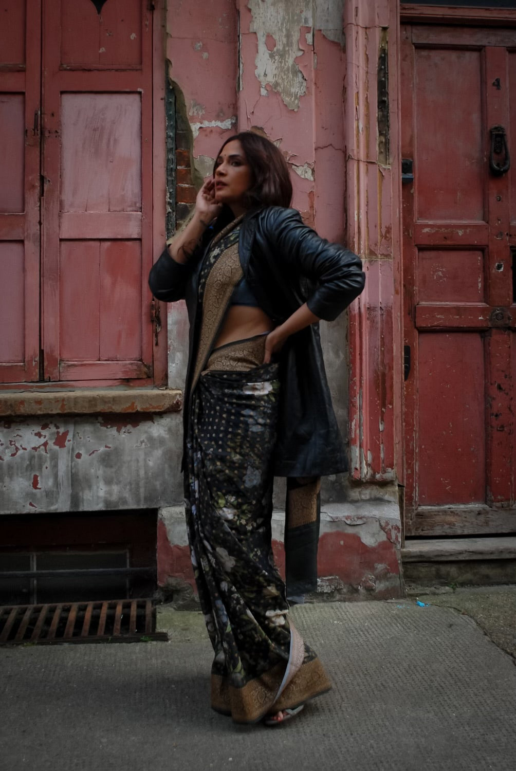 Lavani Buti Digital Printed Saree Crape