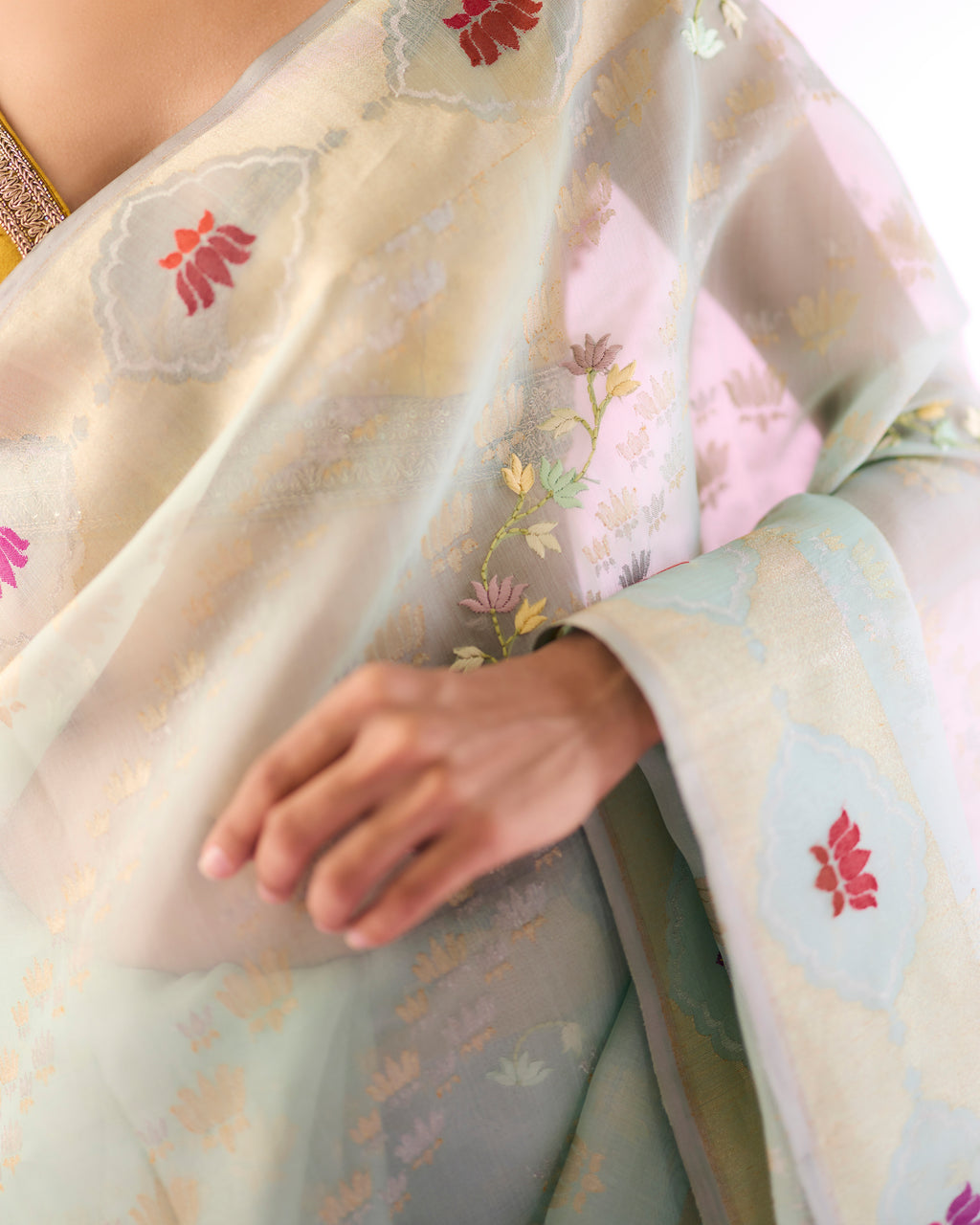 Handwoven Pure Kora Saree