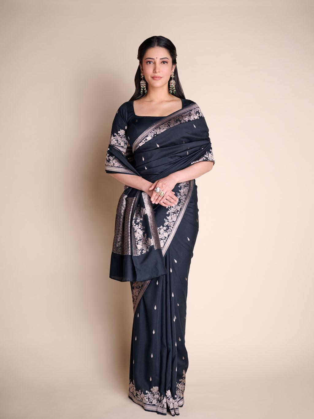Silver Woven Onyx Saree