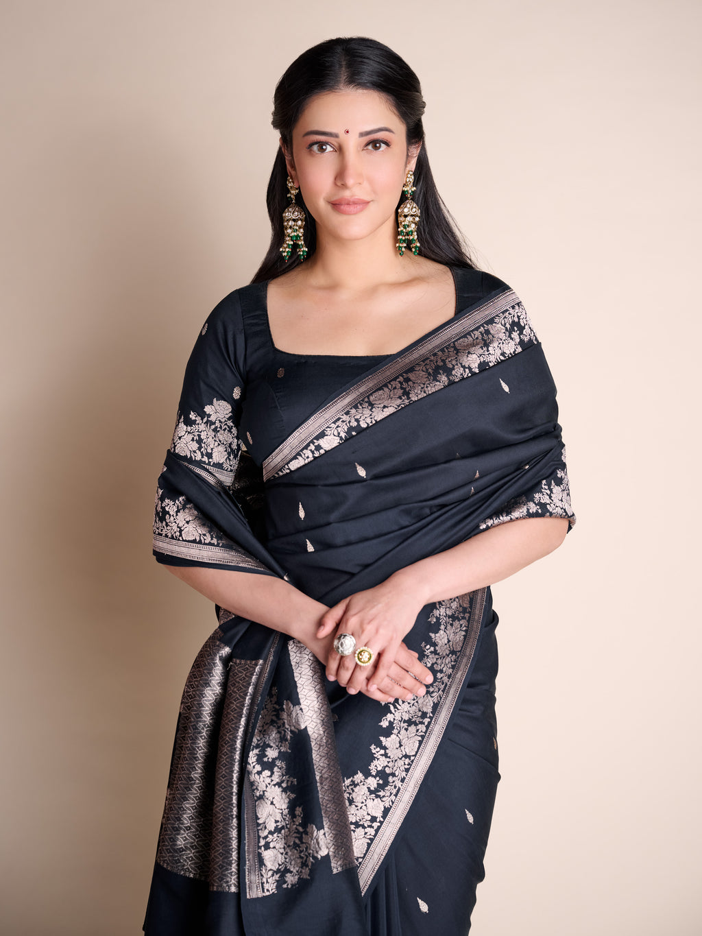 Silver Woven Onyx Saree