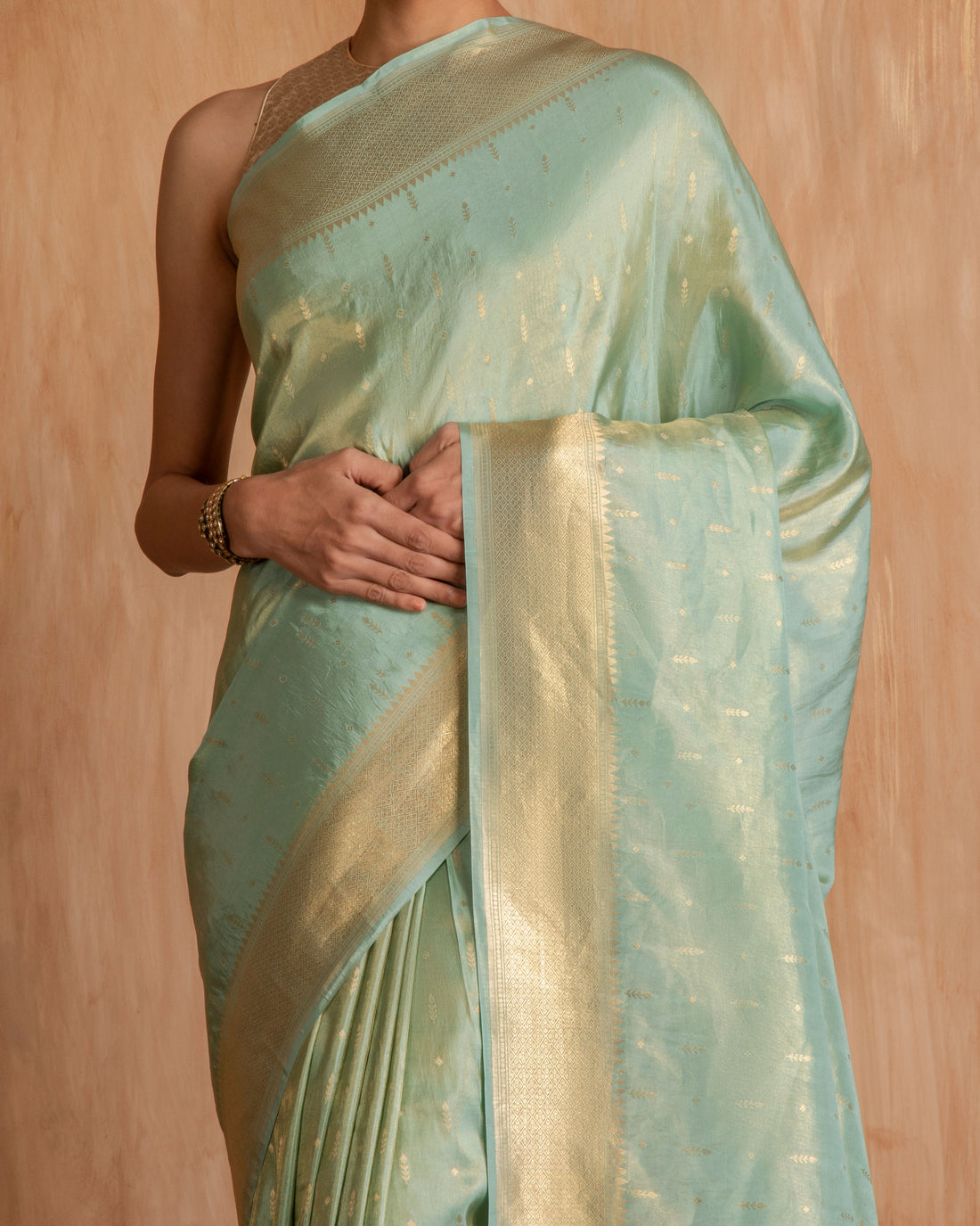 Lavani Buti Saree Tissue