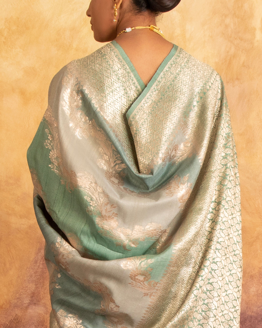 Mananya Rangkat Handwoven Saree Georgette