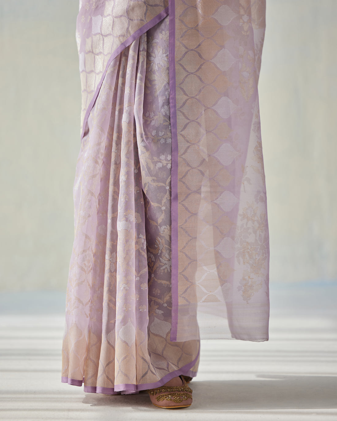 Real Zari Ektara Handwoven Organza Silk Saree