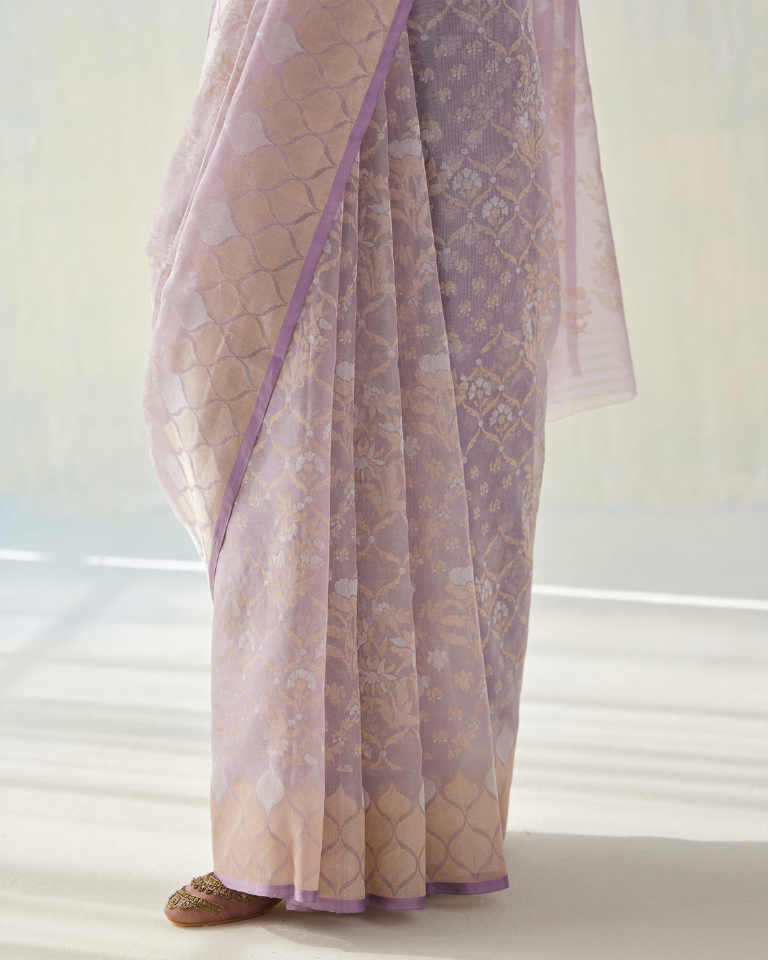 Real Zari Ektara Handwoven Organza Silk Saree